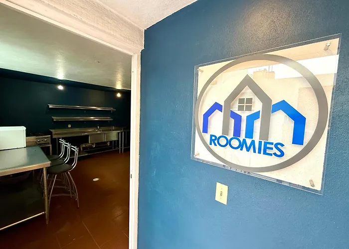 Hostal Roomies Reforma - La Diana